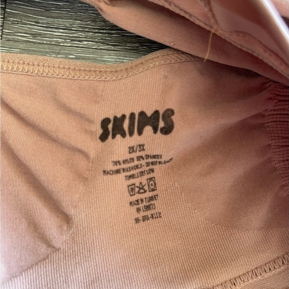 SKIMS Soft Brown Bralette - Picture 4 of 4
